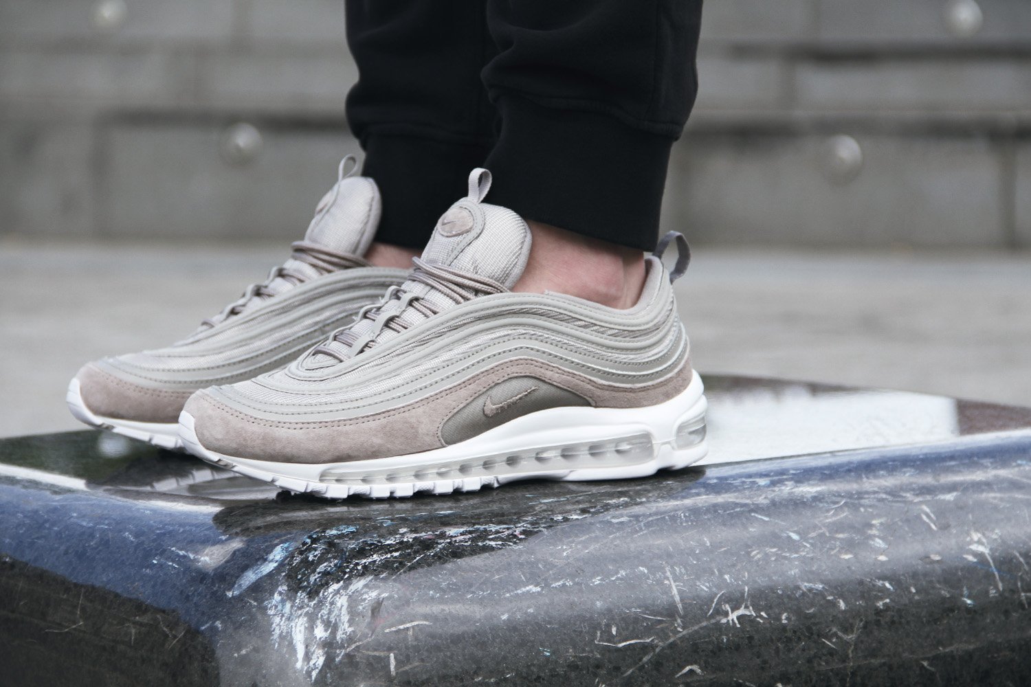 perderse Mutilar Becks Why the Nike Air Max 97 is So Successful Today | Aphrodite Menswear Blog